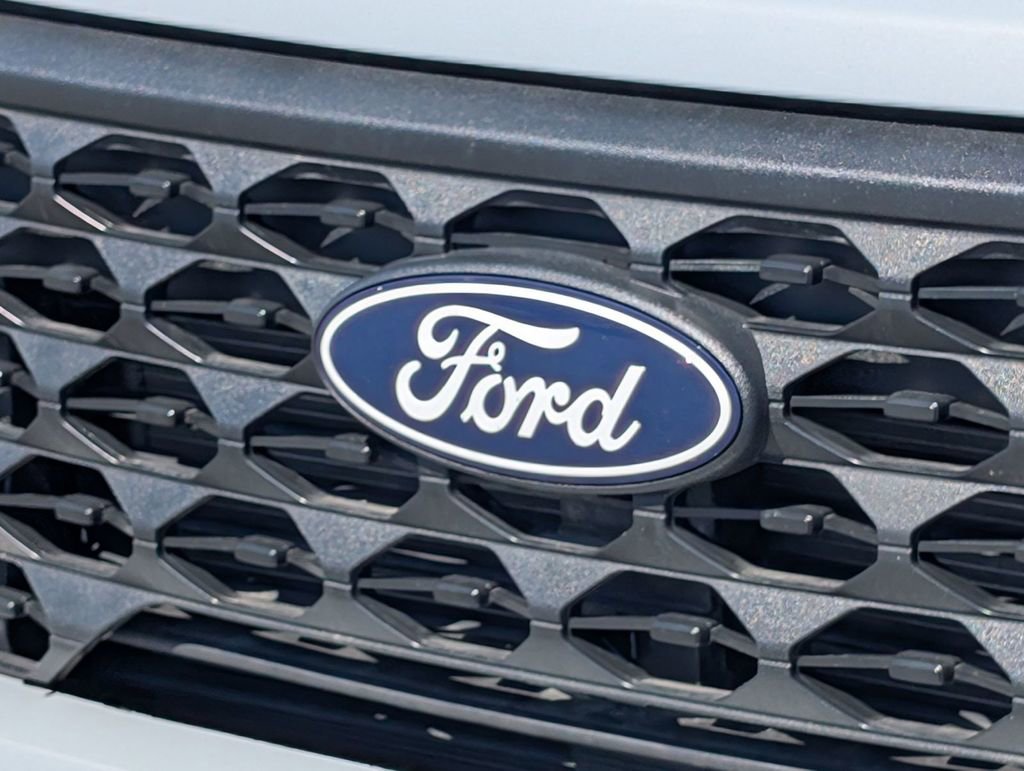 New 2026 Ford Maverick XLT AWD/4WD image 11