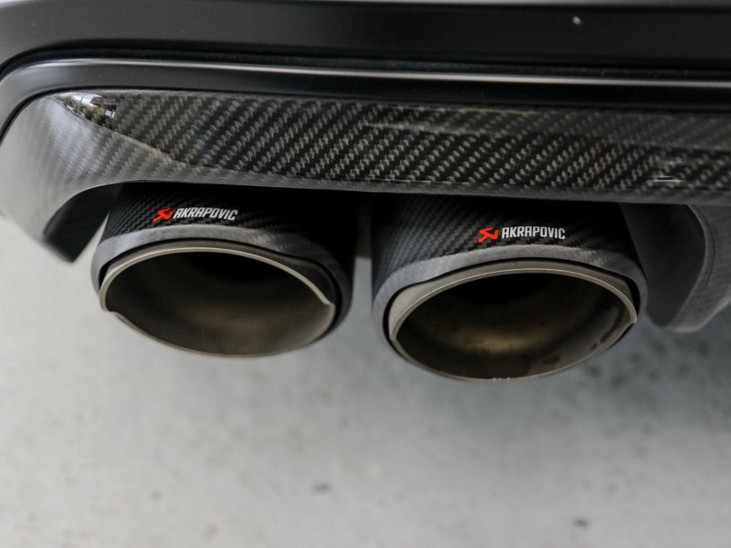 Used 2023 BMW M8 Competition w/ M Carbon Exterior Package AWD/4WD image 32