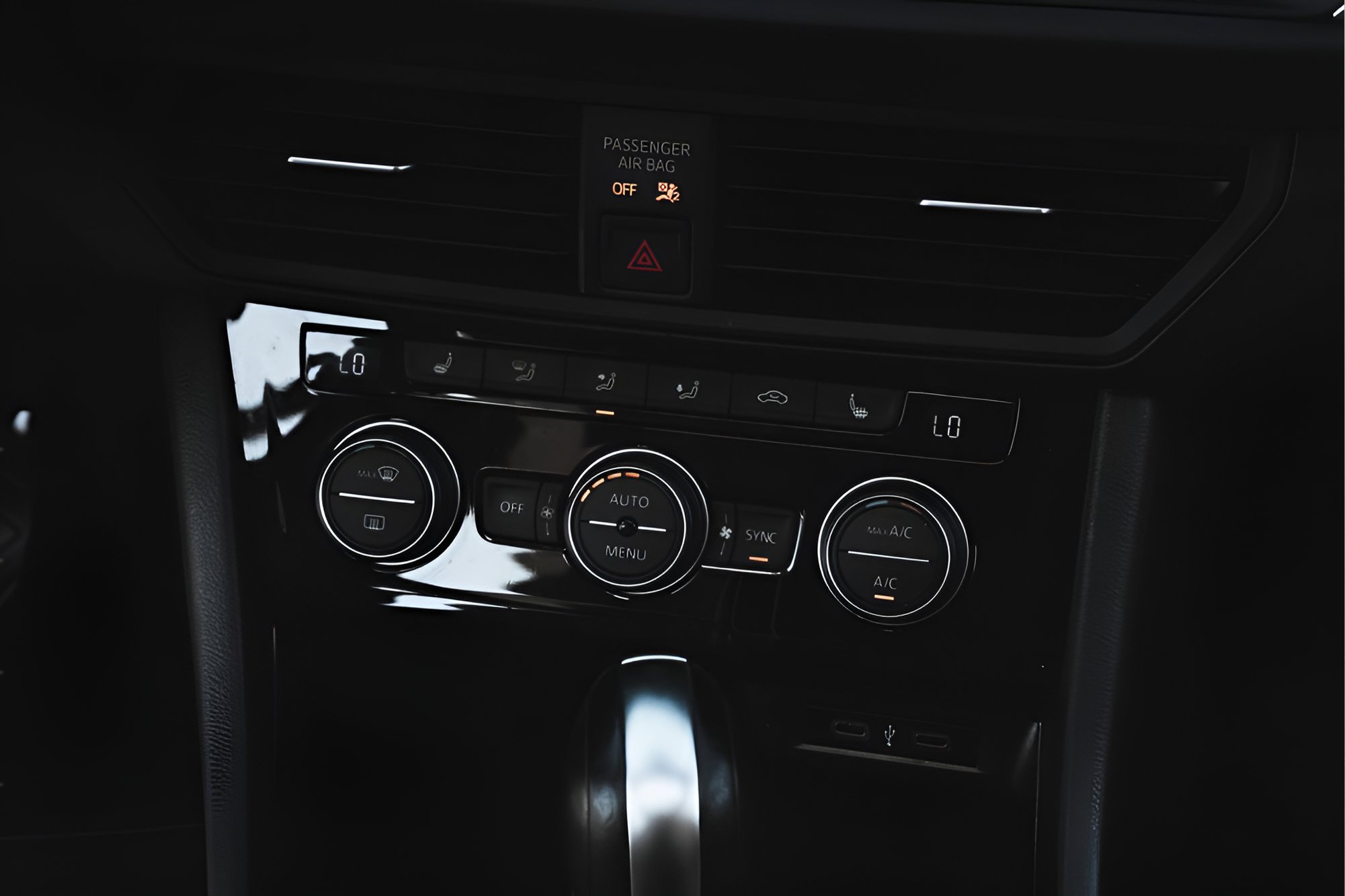 Used 2020 Volkswagen Jetta SE image 20