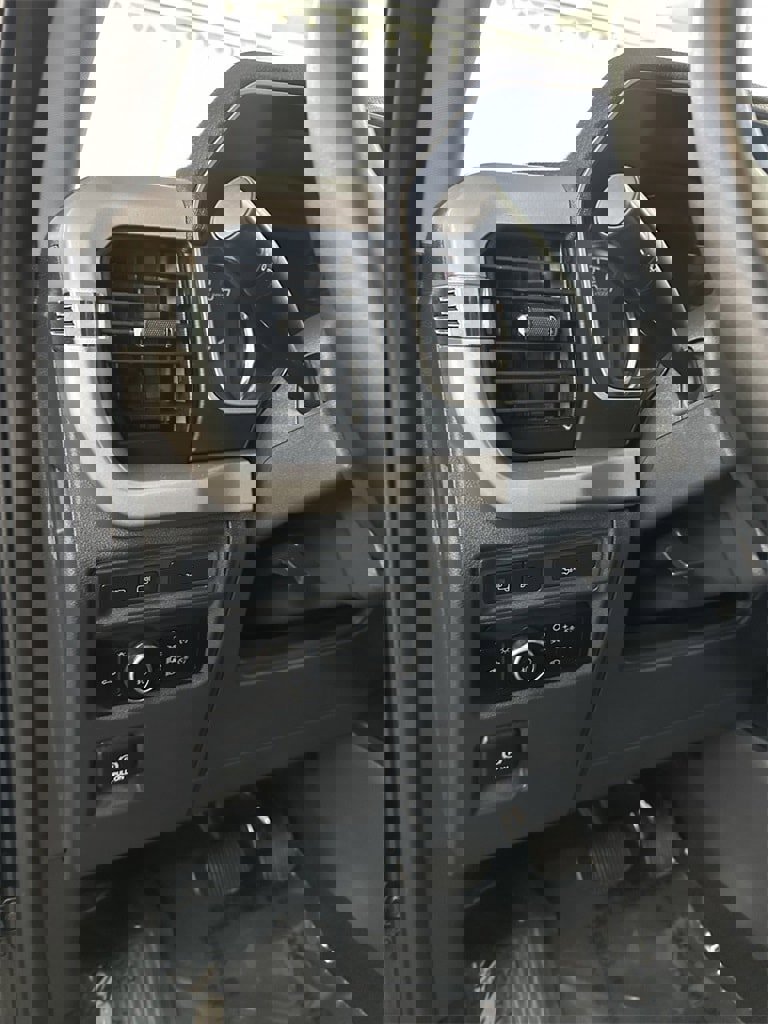 Used 2023 Ford F150 XLT w/ Equipment Group 302A High image 15