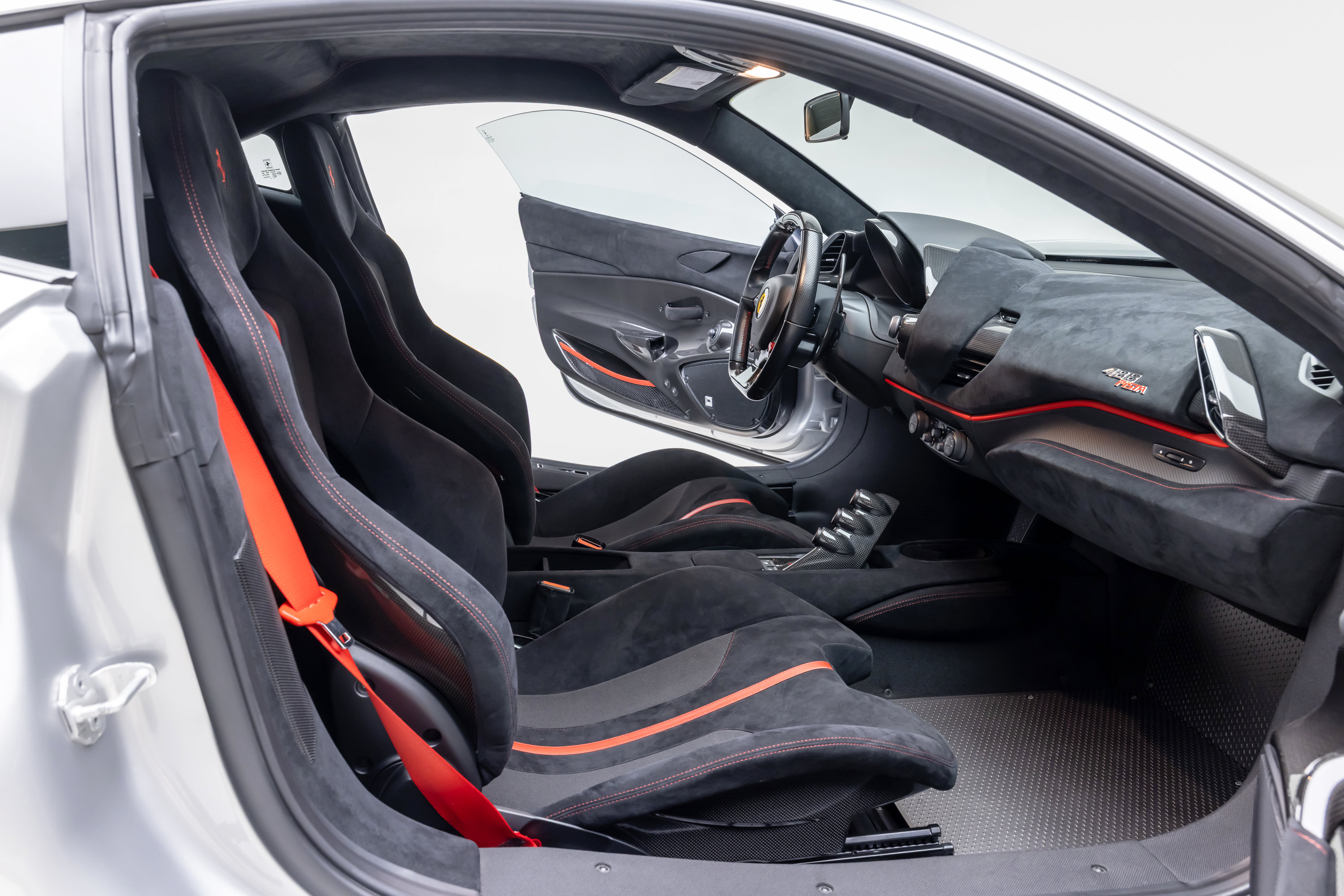 Certified 2020 Ferrari 488 Pista Coupe RWD image 43