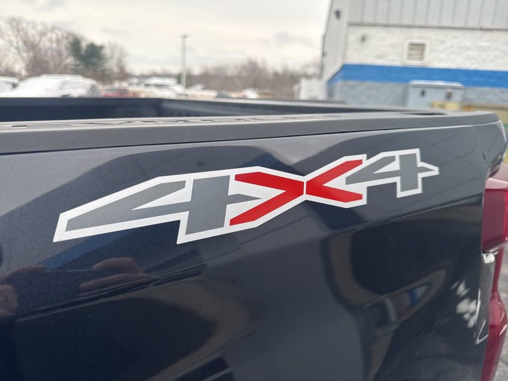 Used 2023 Chevrolet Silverado 1500 LTZ image 12