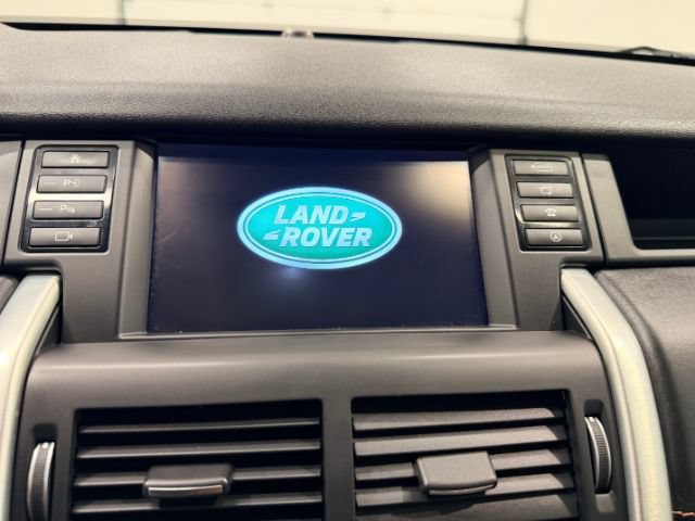 Used 2016 Land Rover Discovery Sport HSE Luxury AWD/4WD image 18