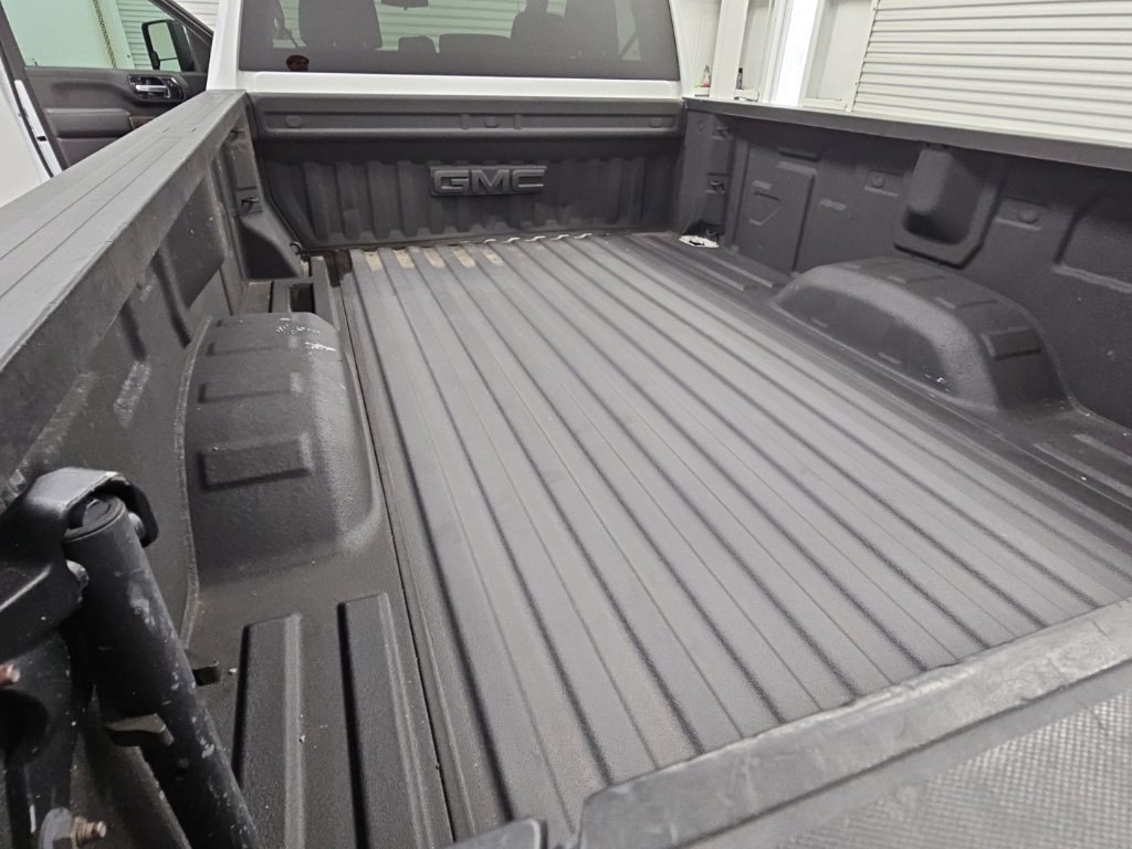 Used 2022 GMC Sierra 2500 SLE w/ SLE Convenience Package AWD/4WD image 32