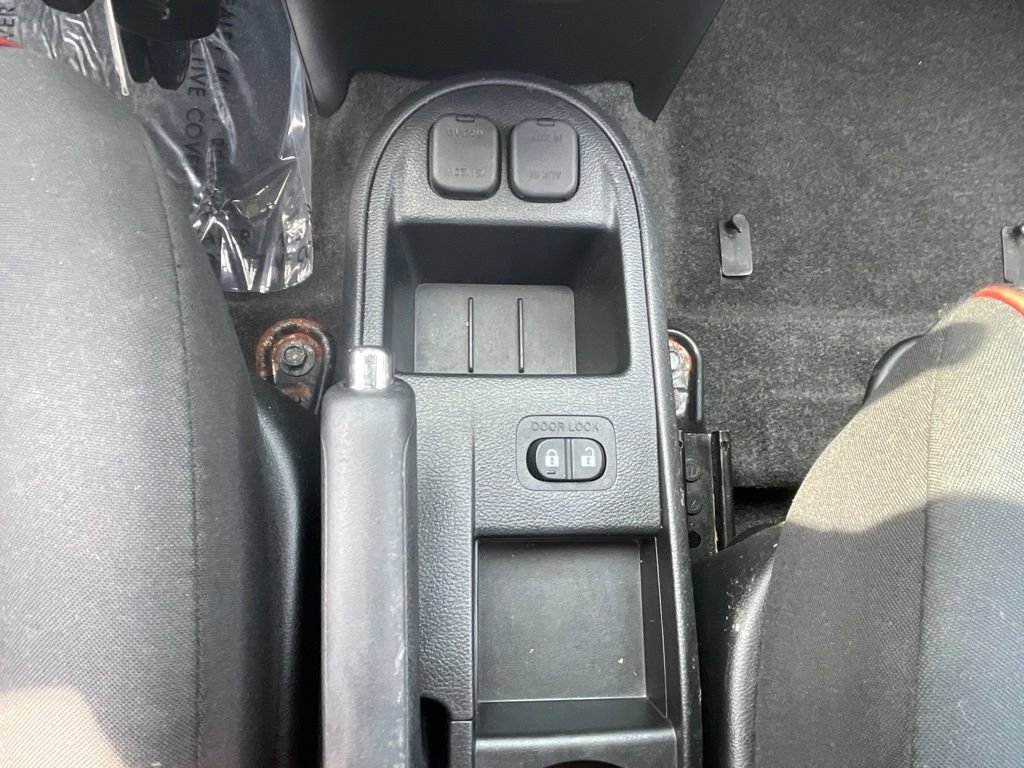 Used 2011 MAZDA MAZDA2 Touring FWD image 21