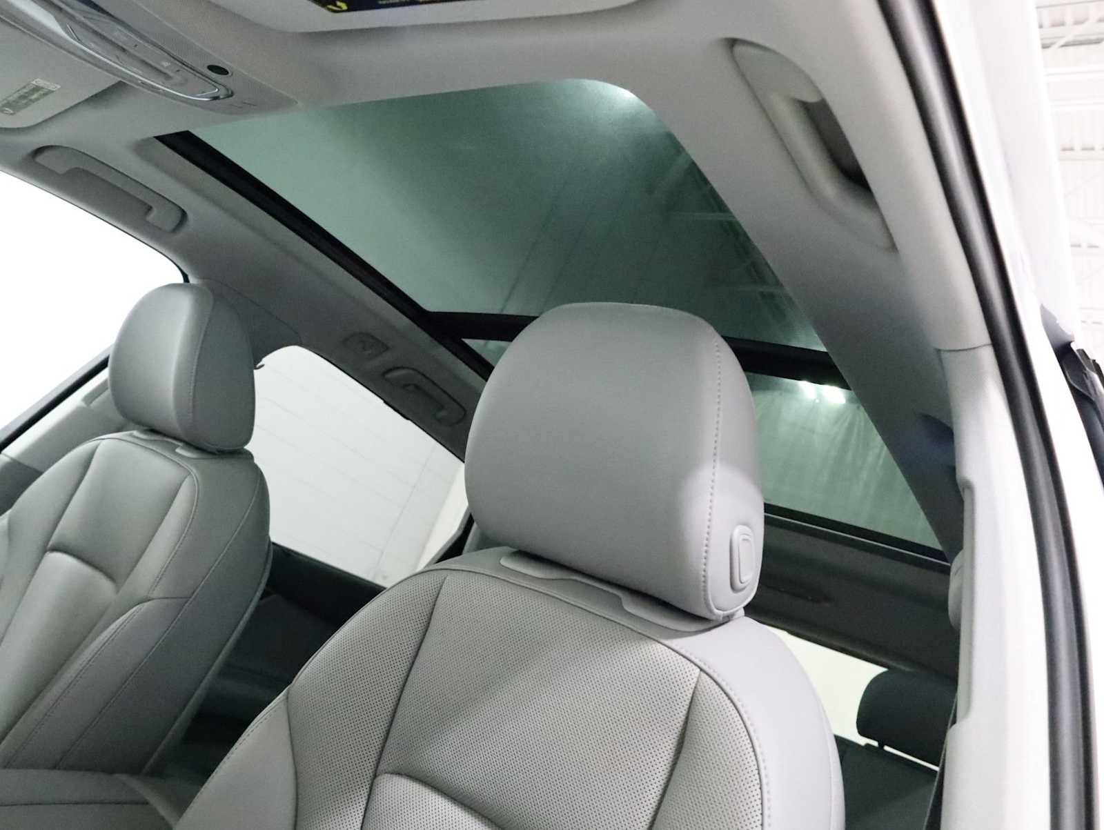 Used 2017 Audi Q7 3.0T Premium Plus AWD/4WD image 19