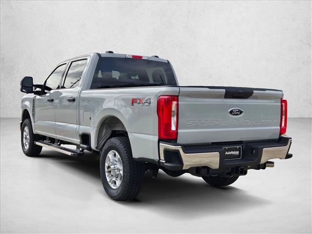 New 2026 Ford F250 XLT w/ FX4 Off-Road Package AWD/4WD image 17