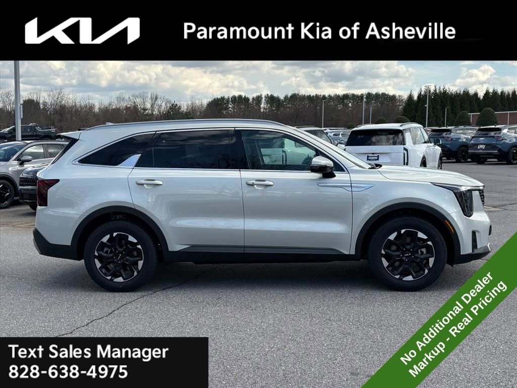 New 2026 Kia Sorento S image 6