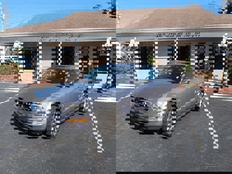 Used 2006 Ford Mustang Premium