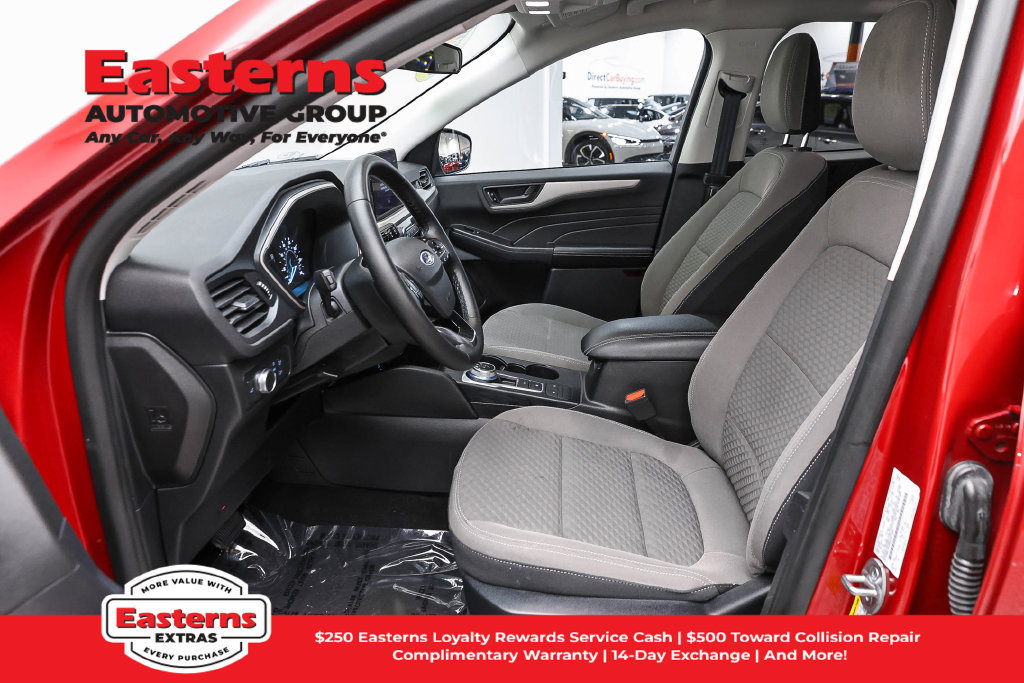 Used 2022 Ford Escape SE w/ Convenience Package FWD image 15