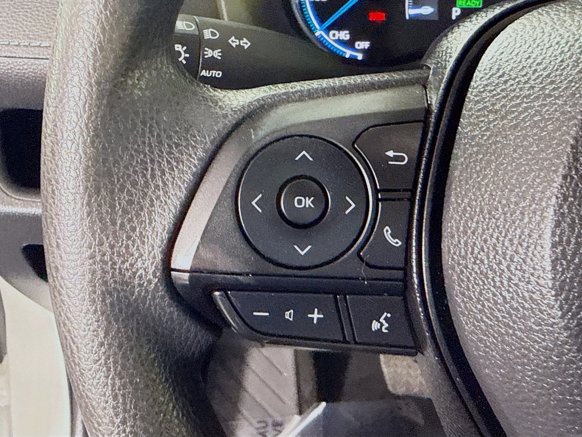 Used 2024 Toyota RAV4 XLE AWD/4WD image 14