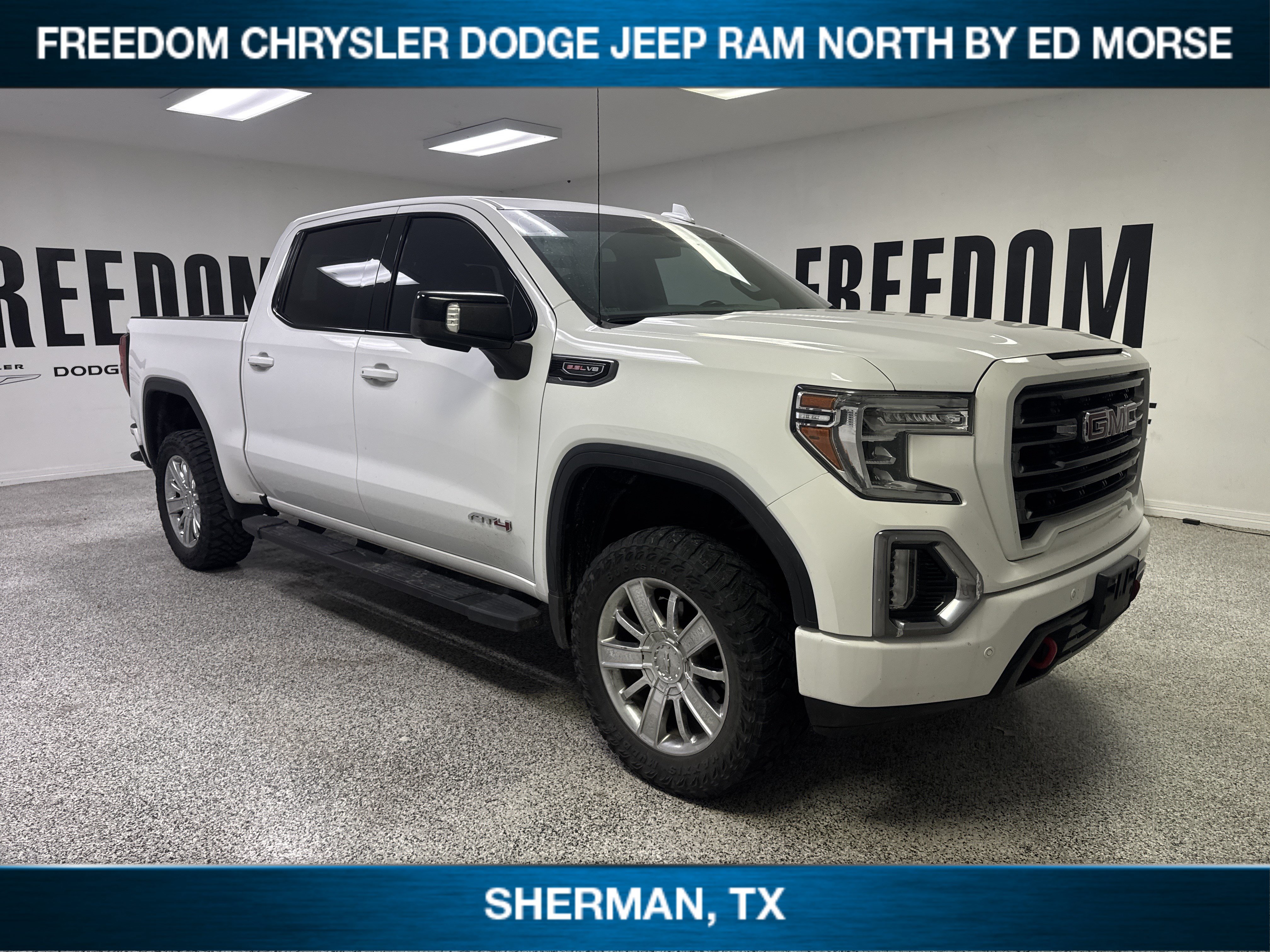 Used 2019 GMC Sierra 1500 AT4 w/ AT4 Premium Package AWD/4WD image 3