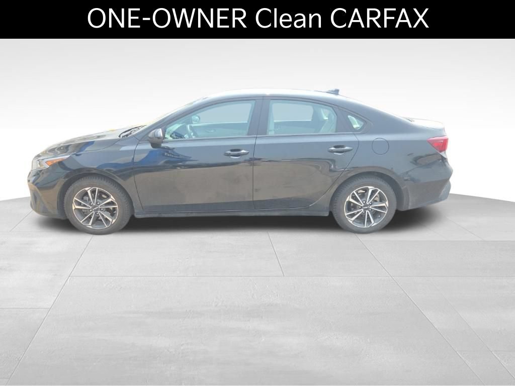 Used 2023 Kia Forte LXS FWD image 7