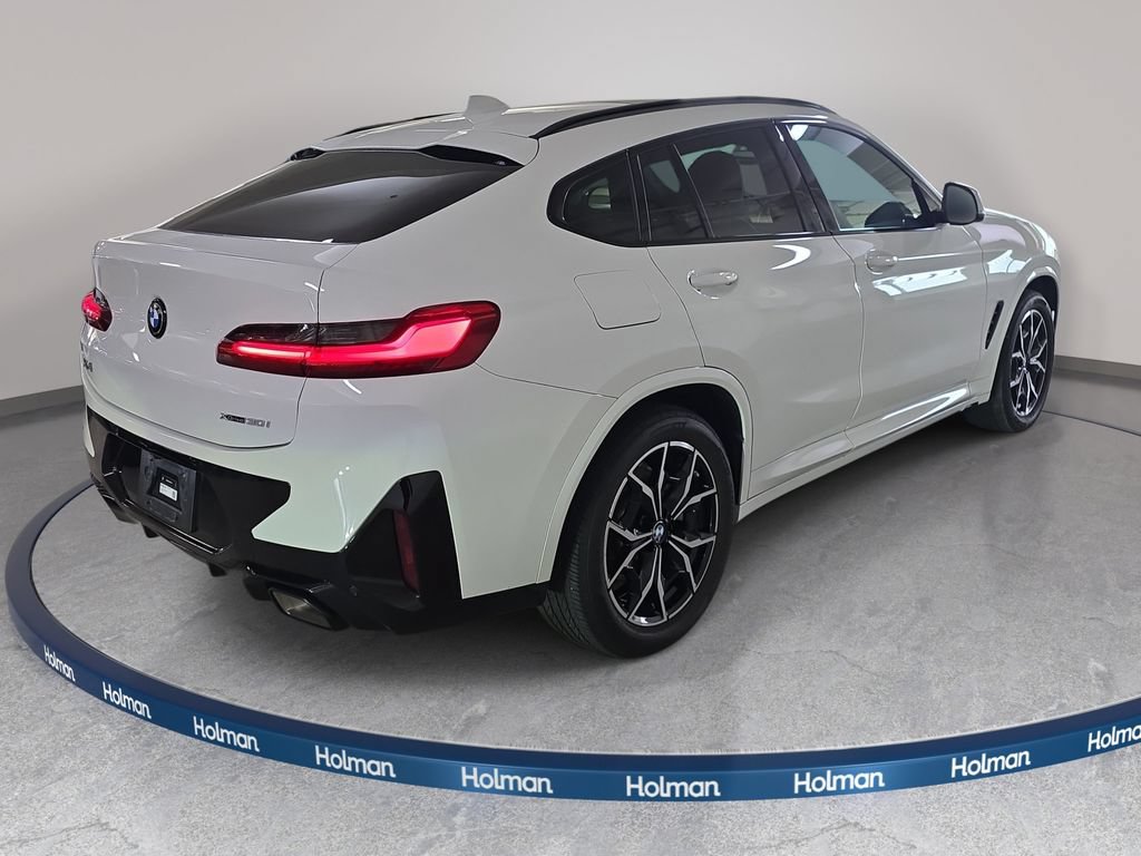 Used 2024 BMW X4 xDrive30i w/ Premium Package AWD/4WD image 6