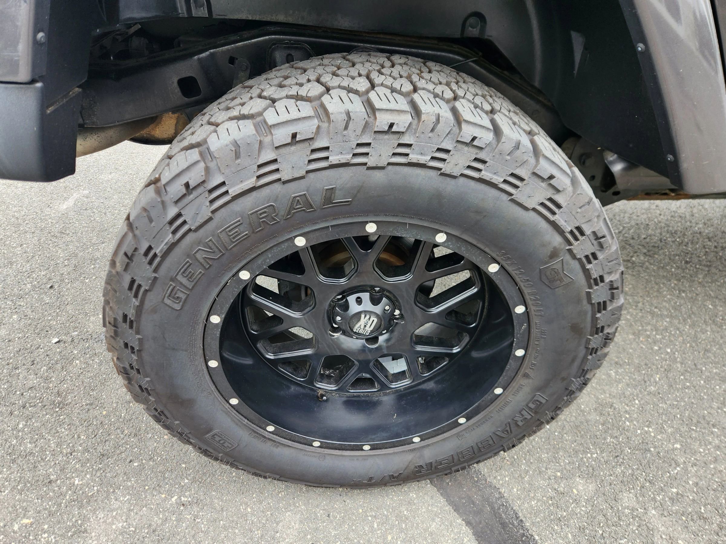 Used 2016 Jeep Wrangler Unlimited Sahara image 25