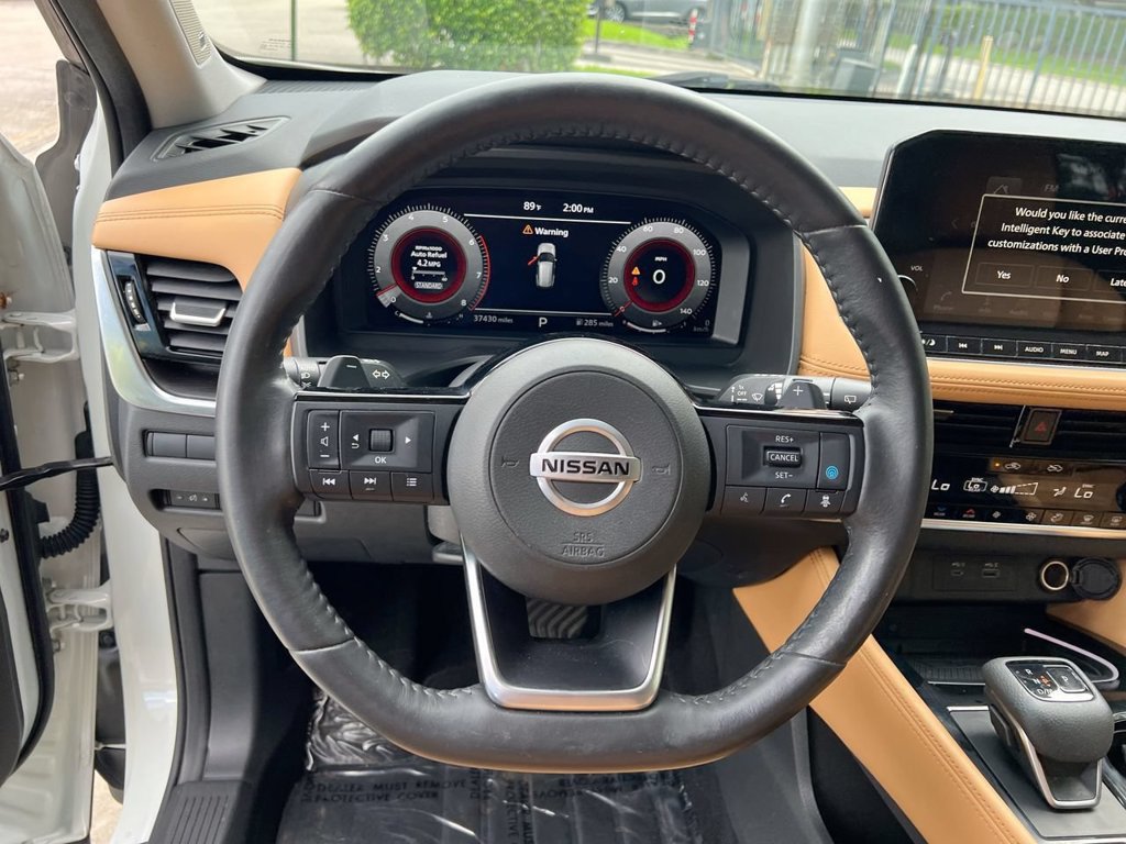Used 2021 Nissan Rogue Platinum FWD image 13