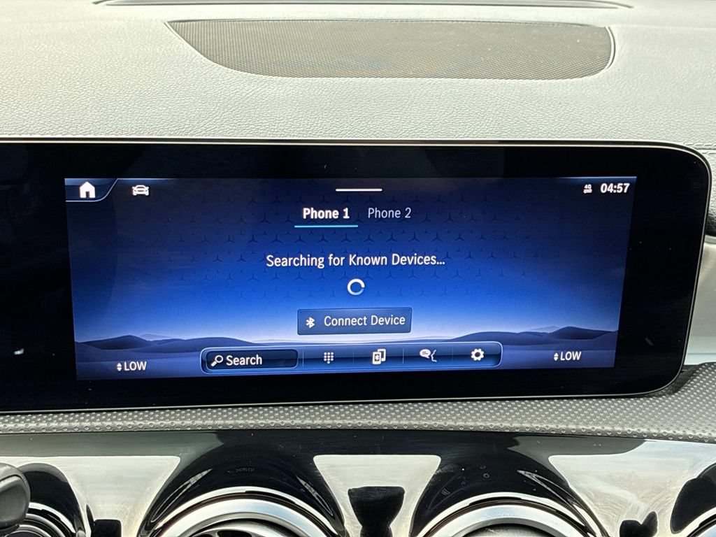 Used 2025 Mercedes-Benz CLA 250 4MATIC image 41