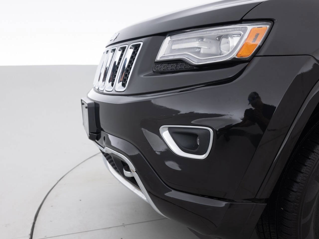 Used 2014 Jeep Grand Cherokee Overland w/ Advanced Technology Group AWD/4WD image 15
