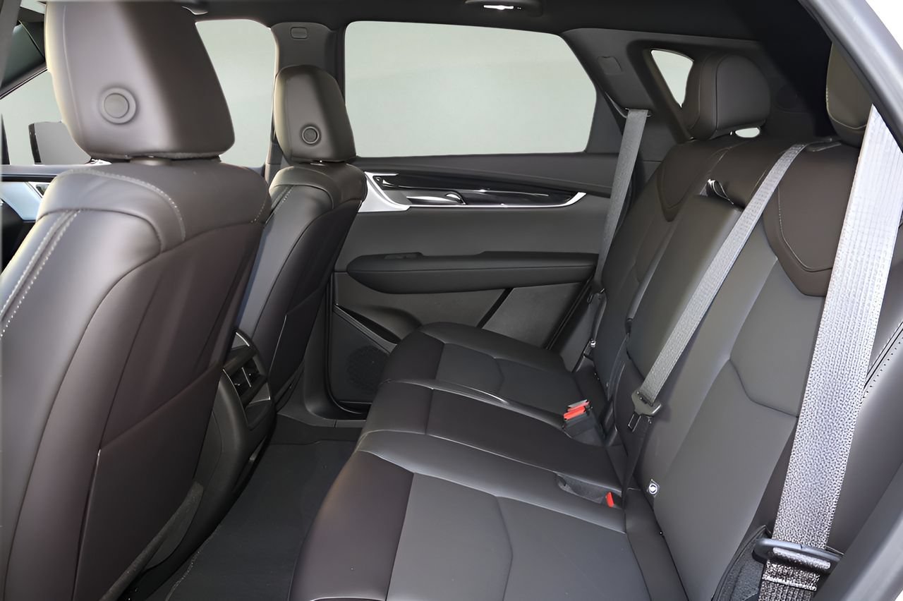 Certified 2026 Cadillac XT5 Premium Luxury FWD image 11