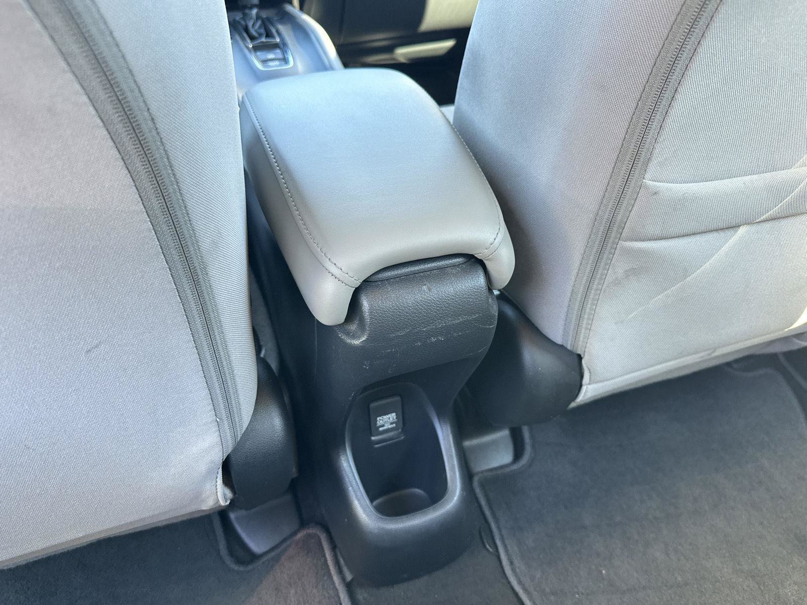 Used 2017 Honda HR-V LX image 32