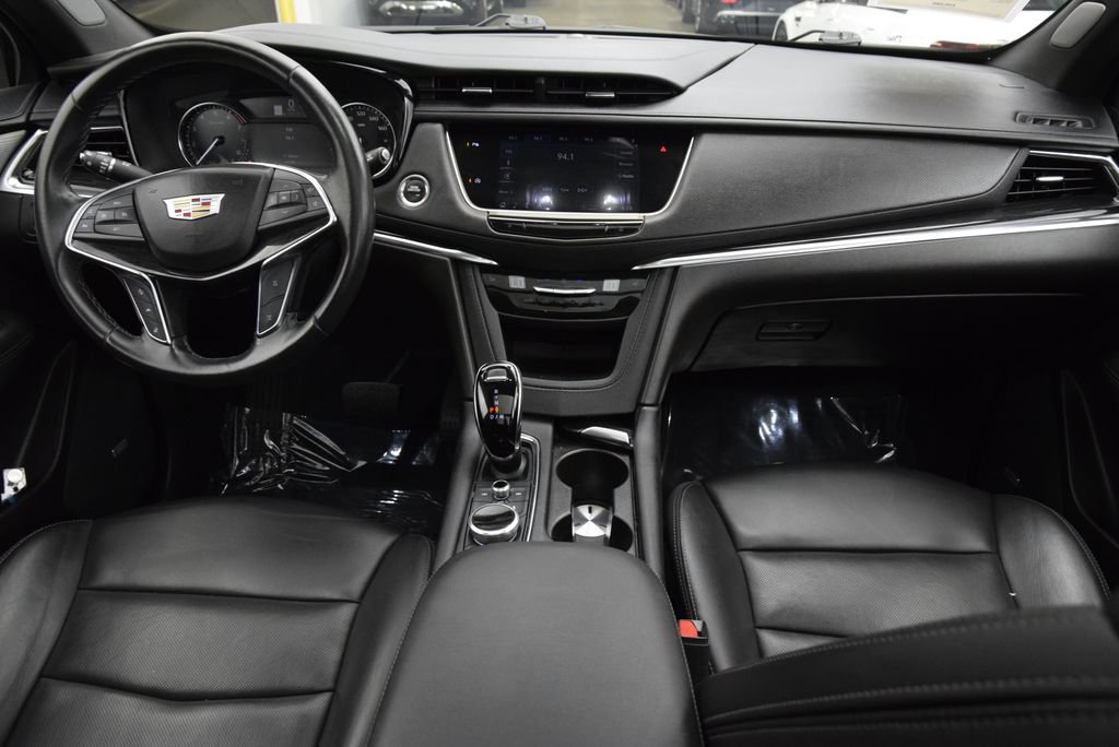 Used 2023 Cadillac XT5 Premium Luxury w/ LPO, Floor Liner Package FWD image 20