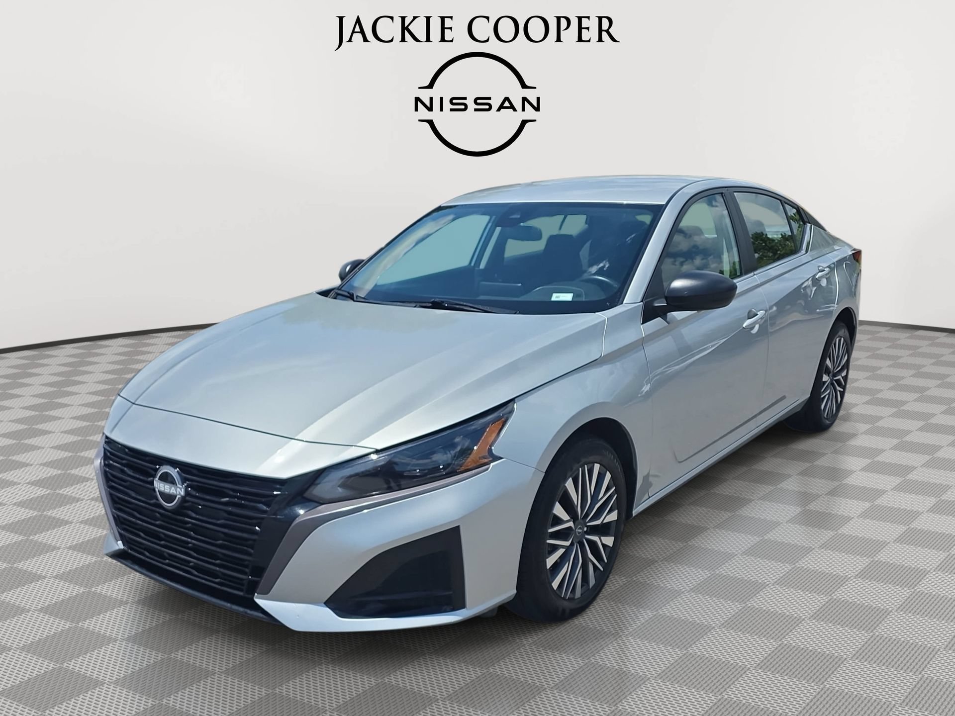 Used 2026 Nissan Altima 2.5 SV AWD/4WD image 1