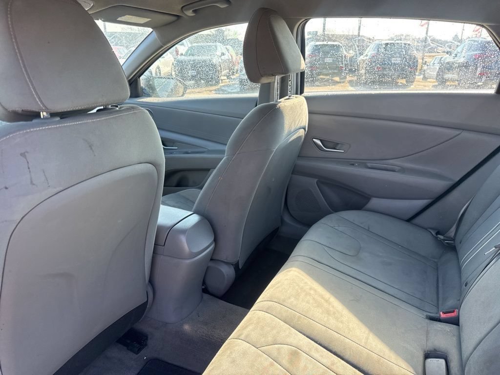 Used 2022 Hyundai Elantra SEL FWD image 35
