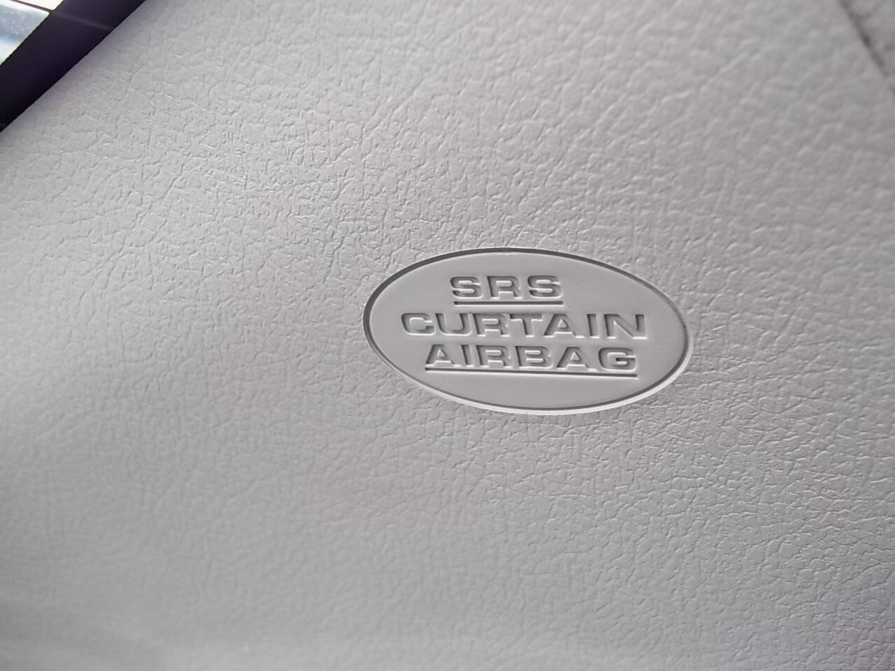 Used 2011 Toyota Corolla LE FWD image 15