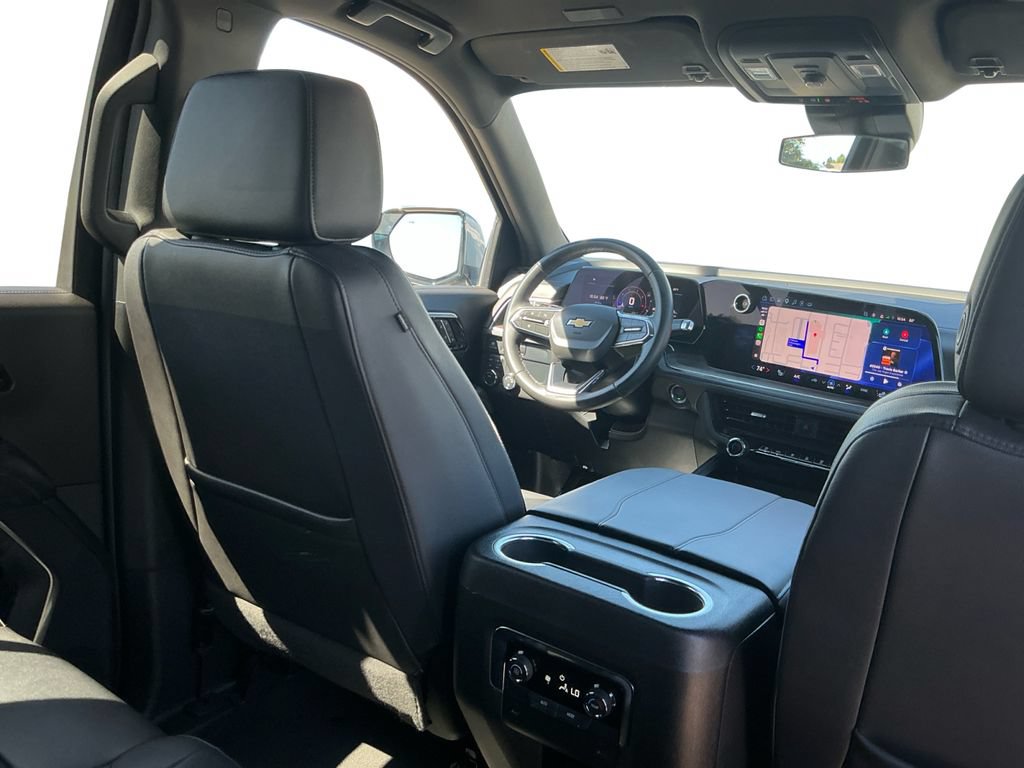 Used 2025 Chevrolet Tahoe LT AWD/4WD image 20