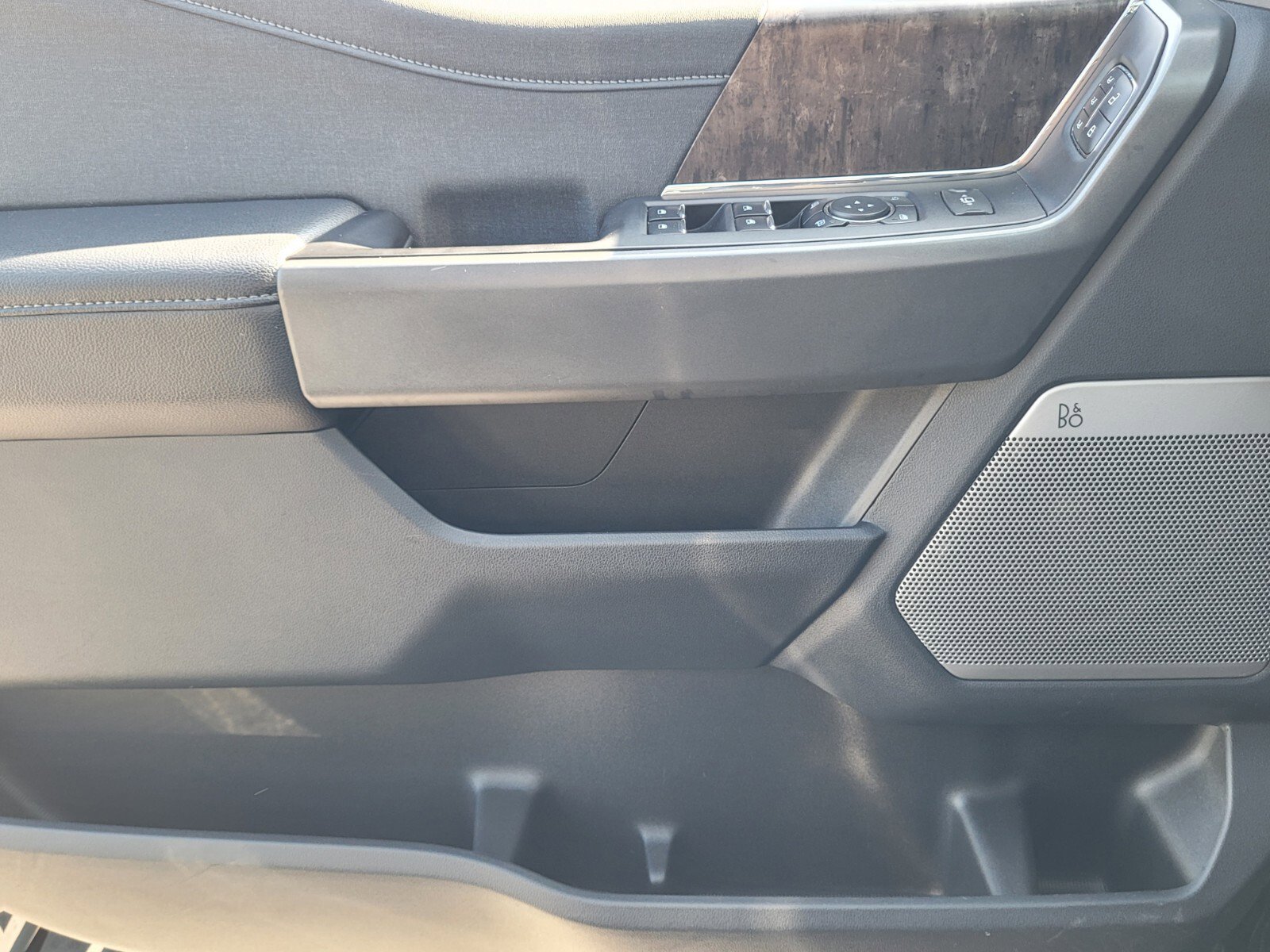 Used 2023 Ford F350 Lariat w/ Lariat Ultimate Package image 22