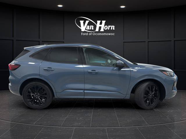 Used 2023 Ford Escape ST-Line Elite w/ Premium Technology Package AWD/4WD image 8