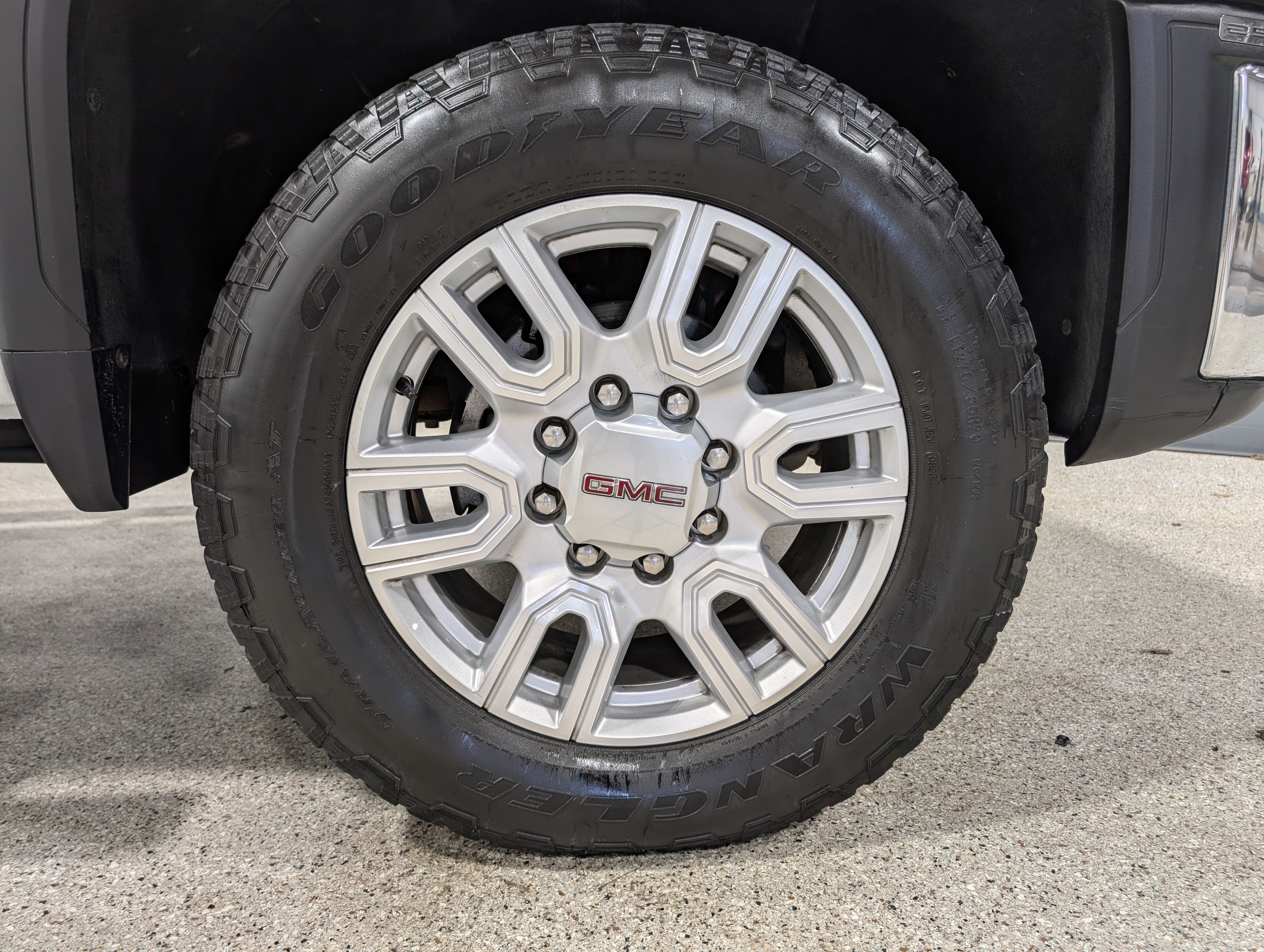 Used 2024 GMC Sierra 2500 SLE w/ SLE Convenience Package AWD/4WD image 15