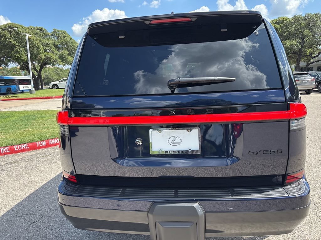 Certified 2025 Lexus GX 550 w/ Accessory Package (2T) AWD/4WD image 4