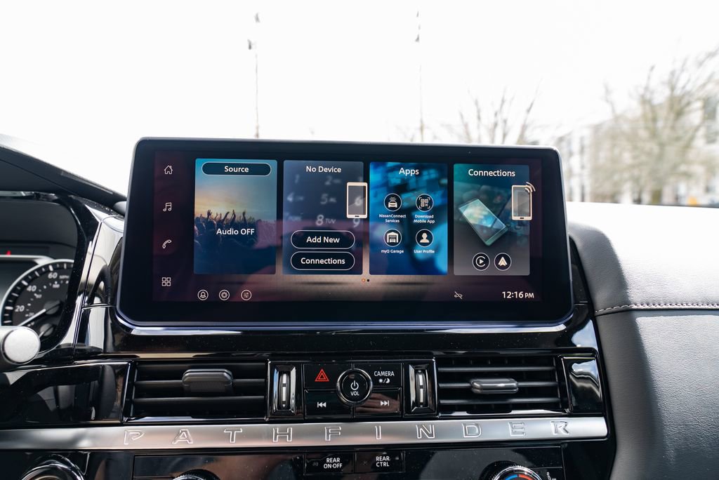 New 2026 Nissan Pathfinder SV image 16