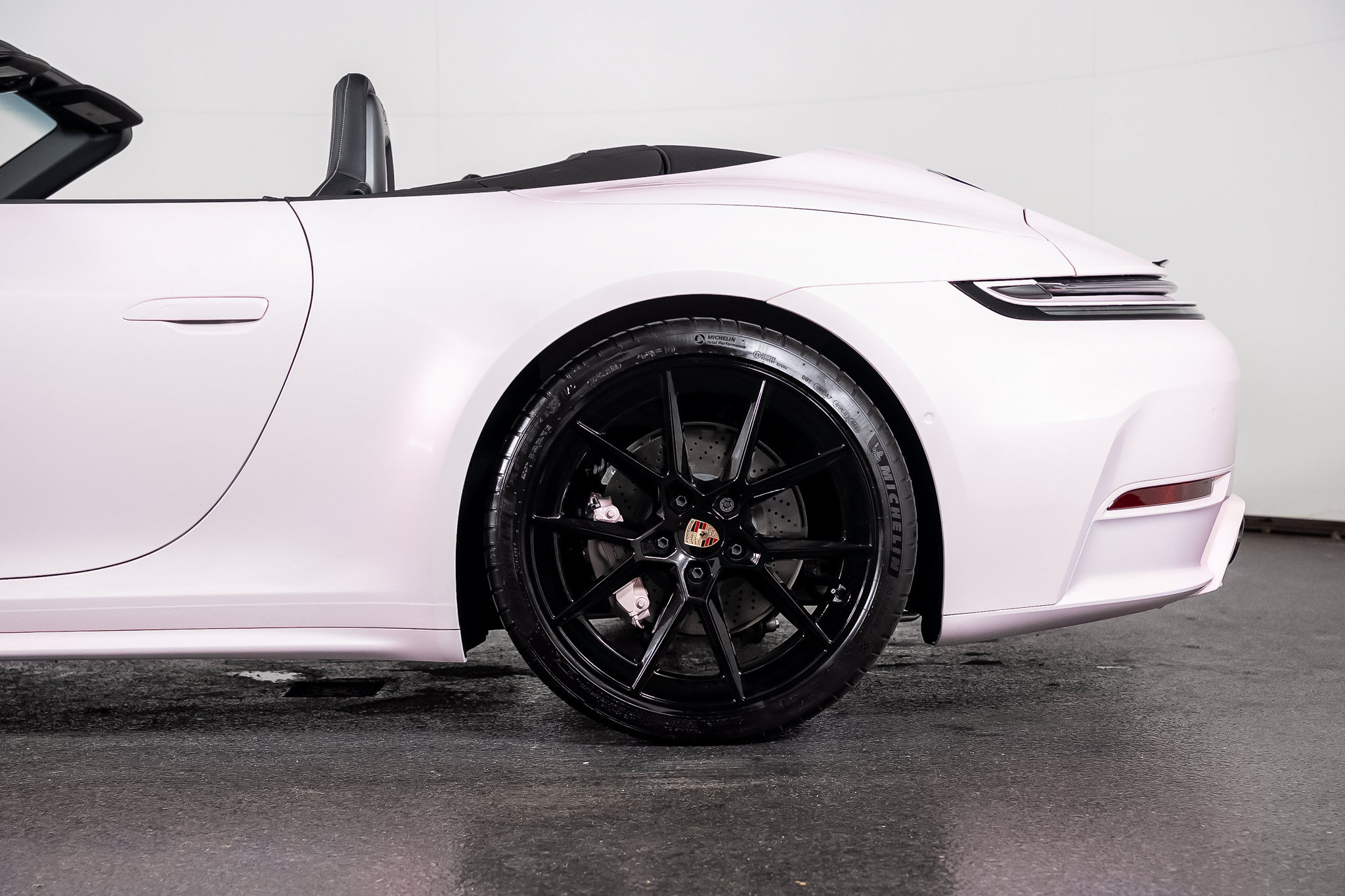 Used 2026 Porsche 911 Carrera RWD image 19