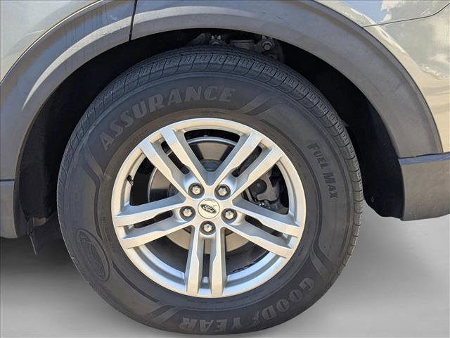 Used 2020 Ford Explorer XLT w/ Equipment Group 202A image 8