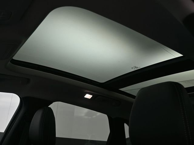 New 2025 Ford Escape SE w/ PHEV Premium Package image 15