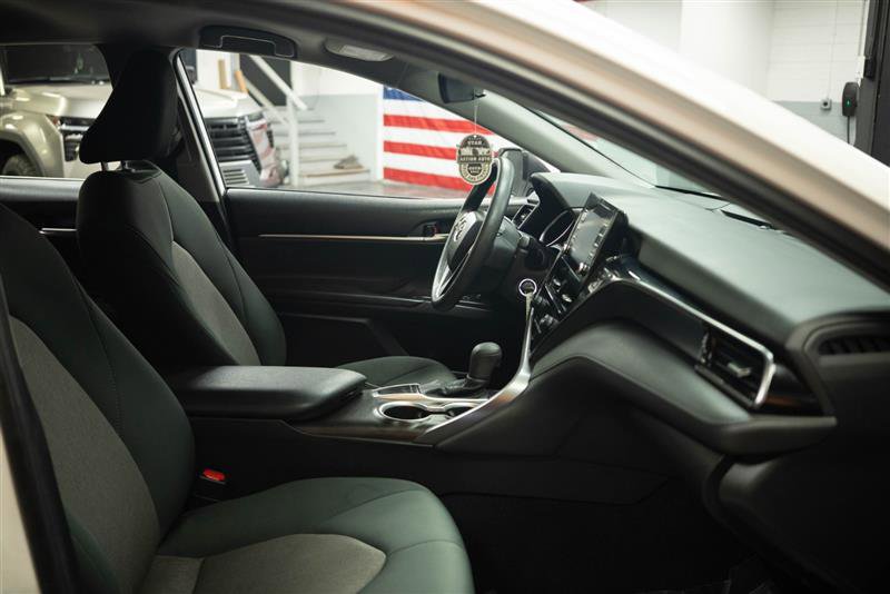 Used 2023 Toyota Camry LE FWD image 13