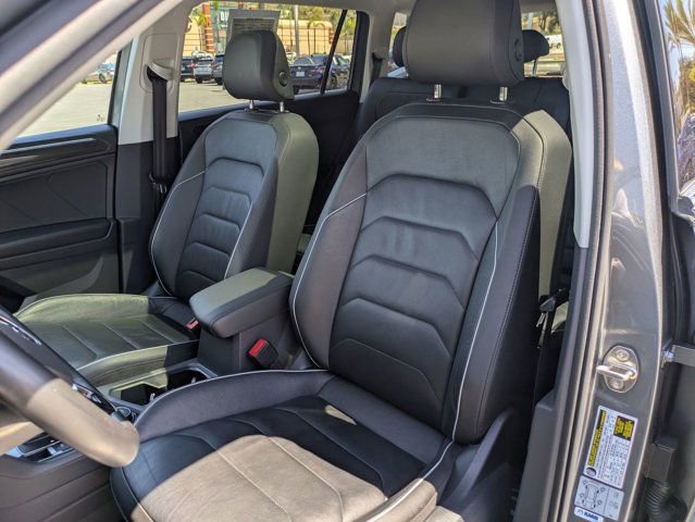 Used 2019 Volkswagen Tiguan SEL Premium AWD/4WD image 11