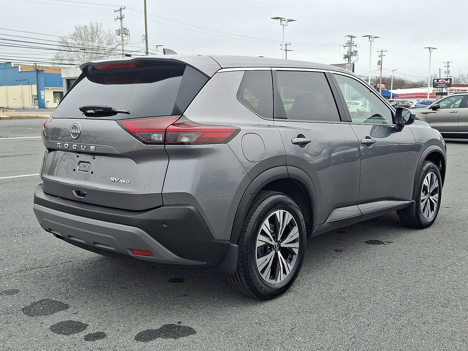 Used 2023 Nissan Rogue SV AWD/4WD image 5