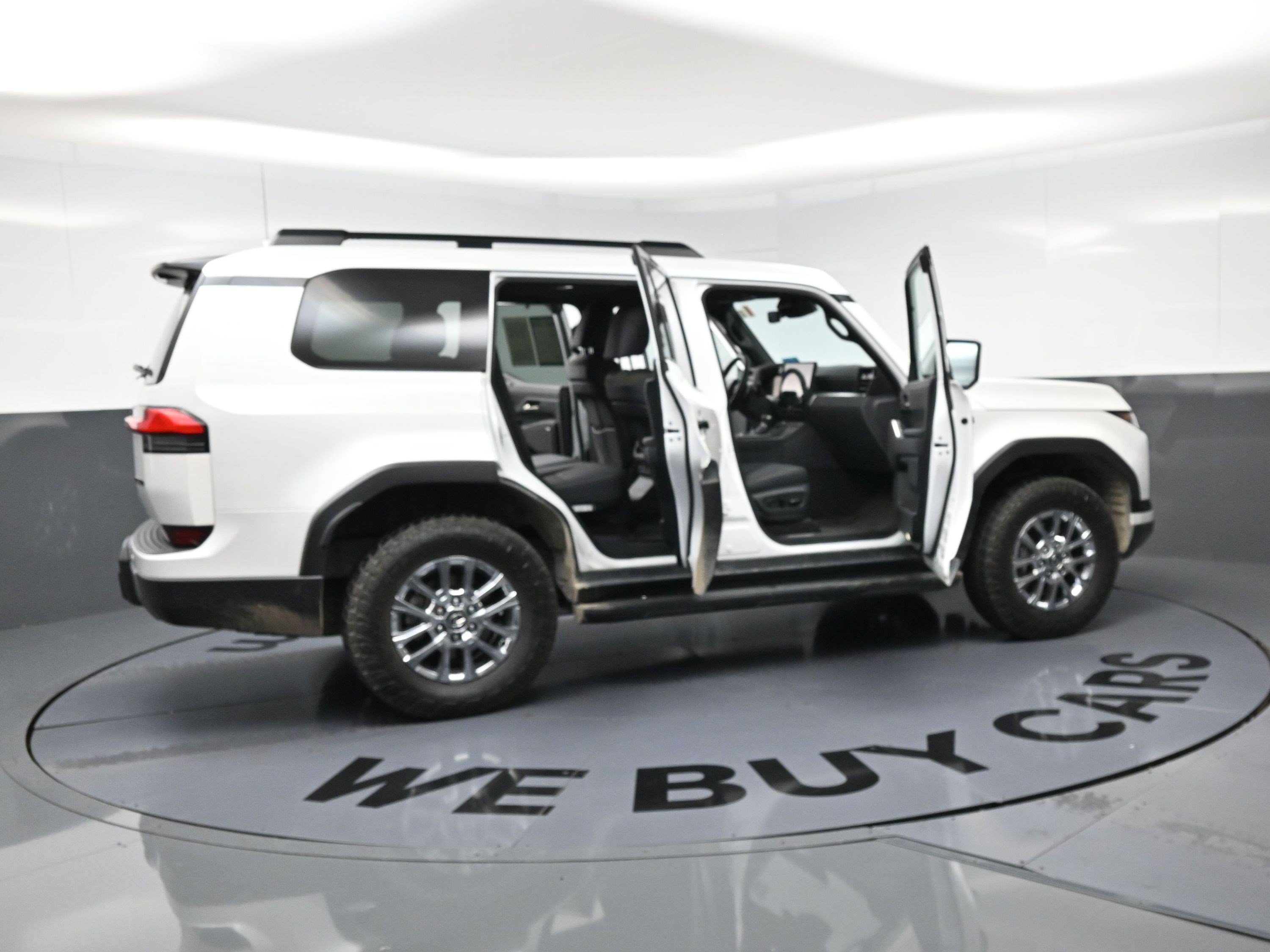 Used 2024 Lexus GX 550 AWD/4WD image 16