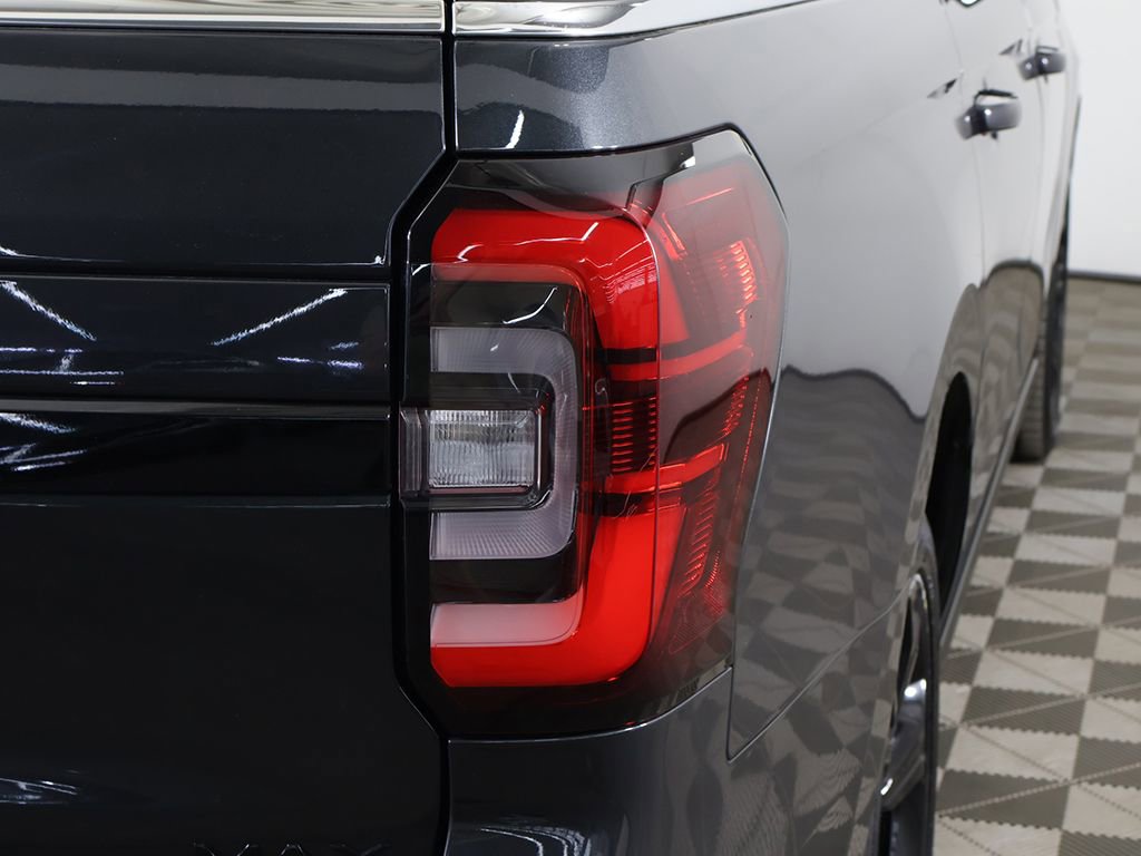 Used 2023 Ford Expedition Max Limited AWD/4WD image 22