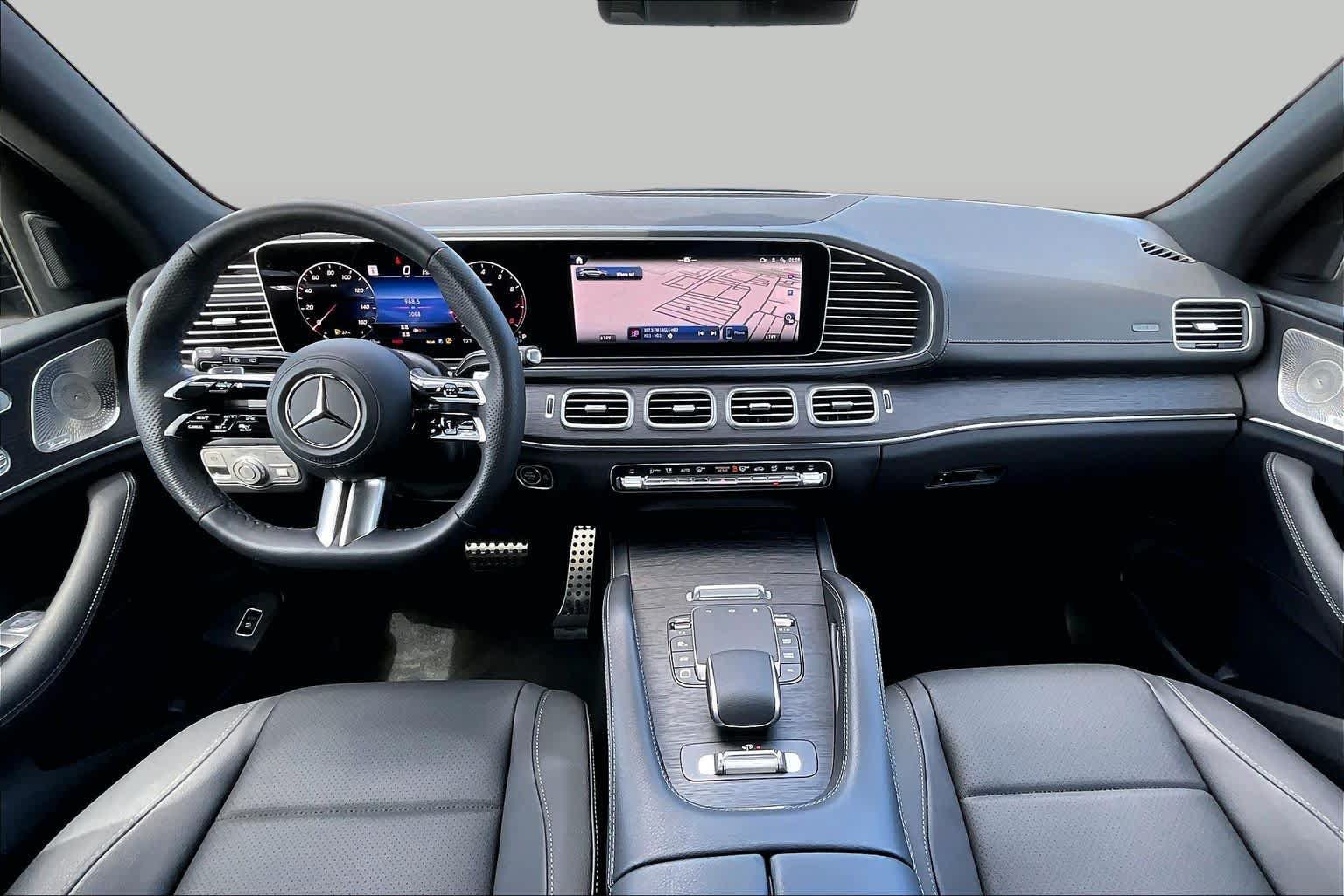 Used 2026 Mercedes-Benz GLS 450 4MATIC image 16