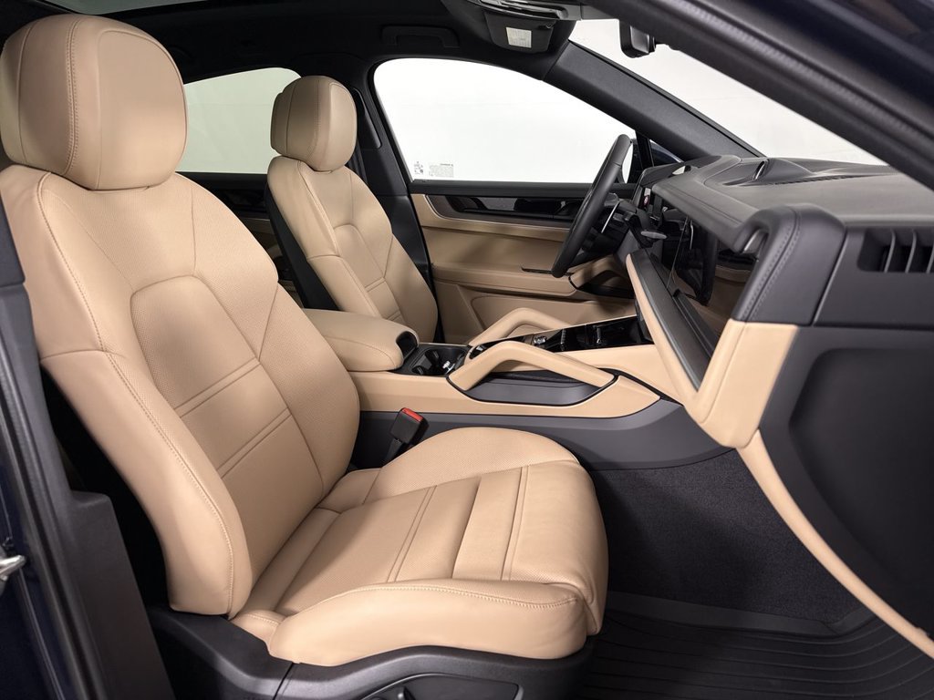 New 2026 Porsche Cayenne S AWD/4WD image 23