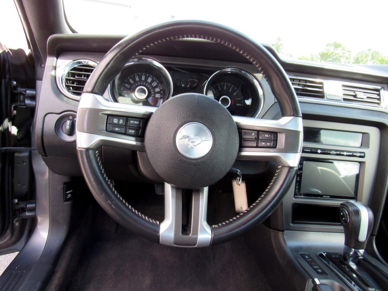 Used 2014 Ford Mustang Coupe image 17