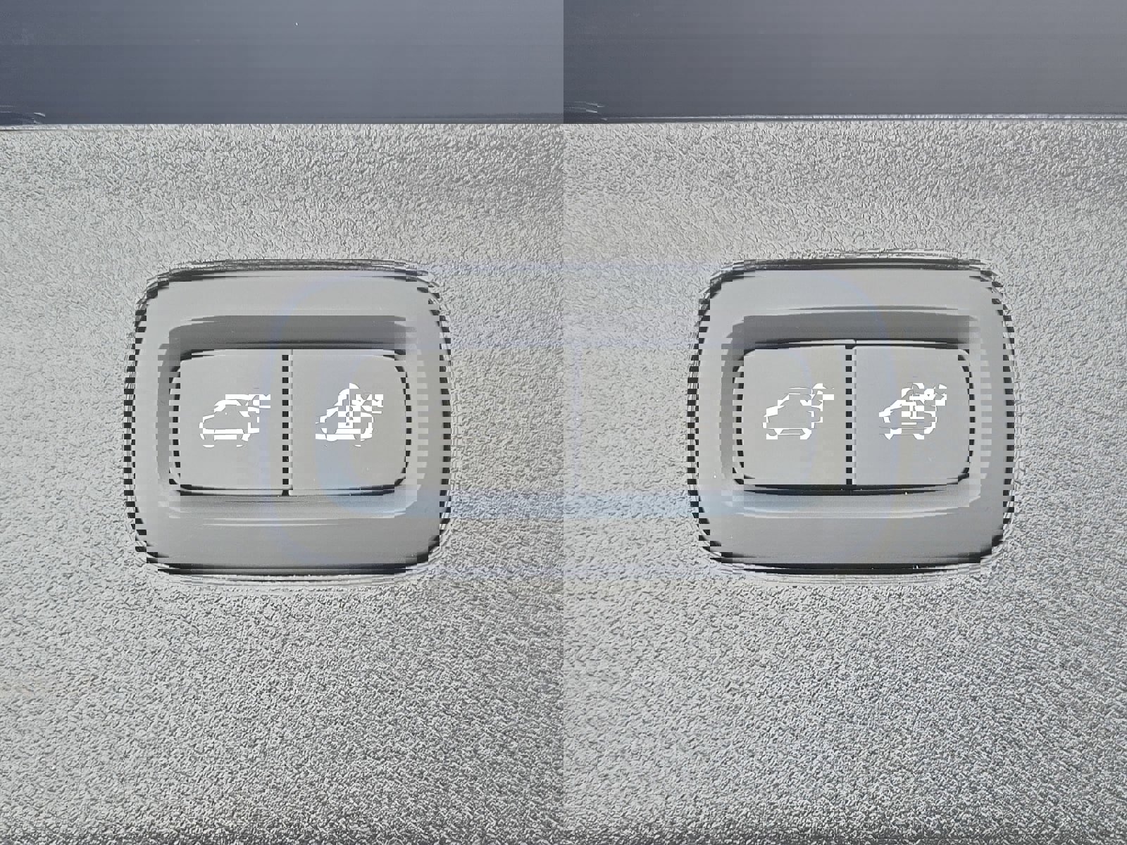 Used 2023 Volvo XC90 B6 Plus image 29