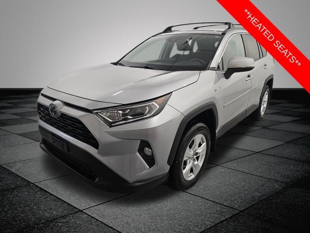 Certified 2021 Toyota RAV4 XLE w/ Convenience Package image 3