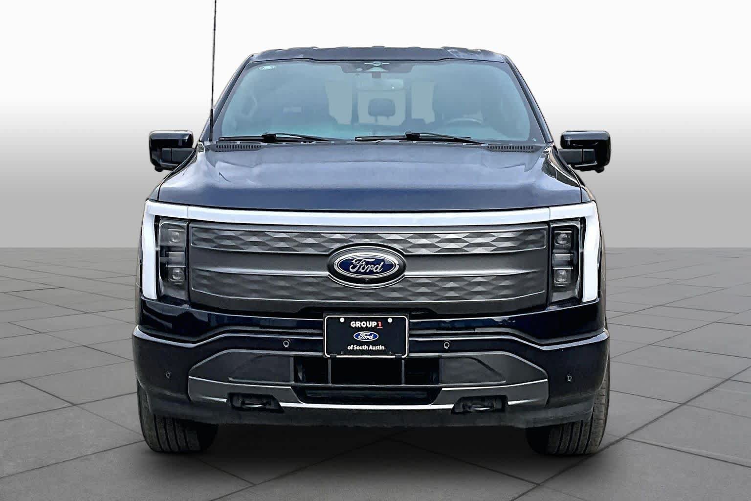 Used 2023 Ford F150 Lightning Lariat AWD/4WD image 3