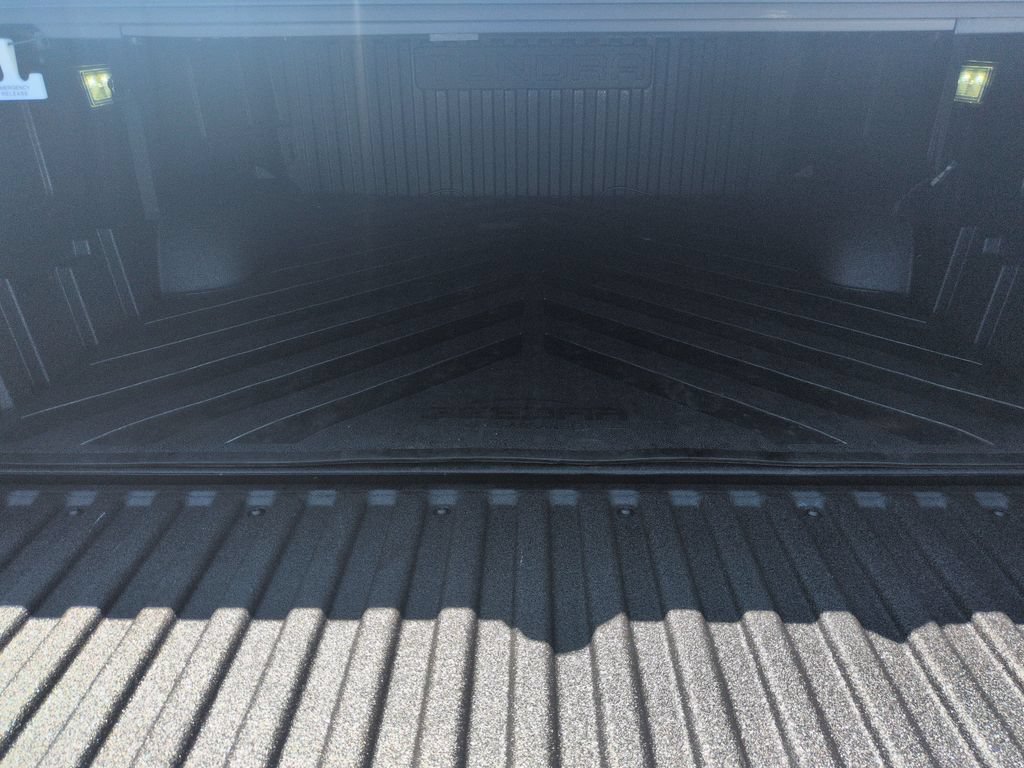 Used 2025 Toyota Tundra Capstone AWD/4WD image 23