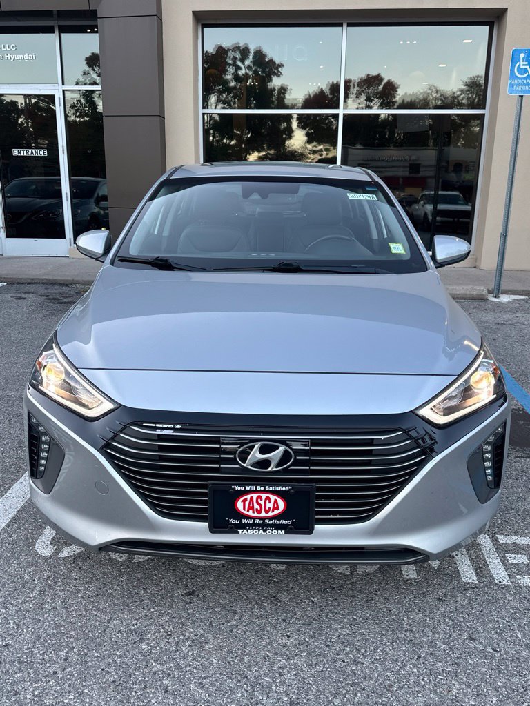 Used 2019 Hyundai Ioniq Limited w/ Ultimate Package 02